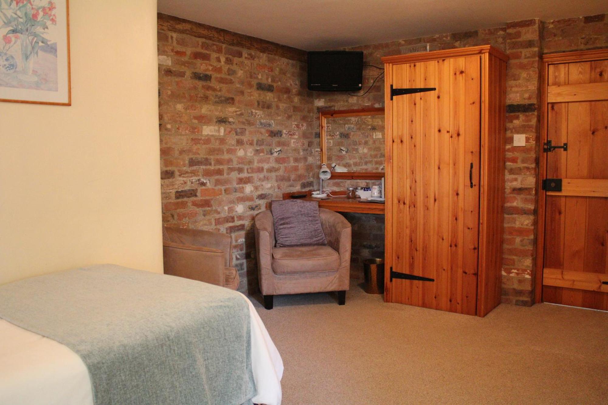 Bed and Breakfast Woodman'S Farm Stratton Strawless Экстерьер фото